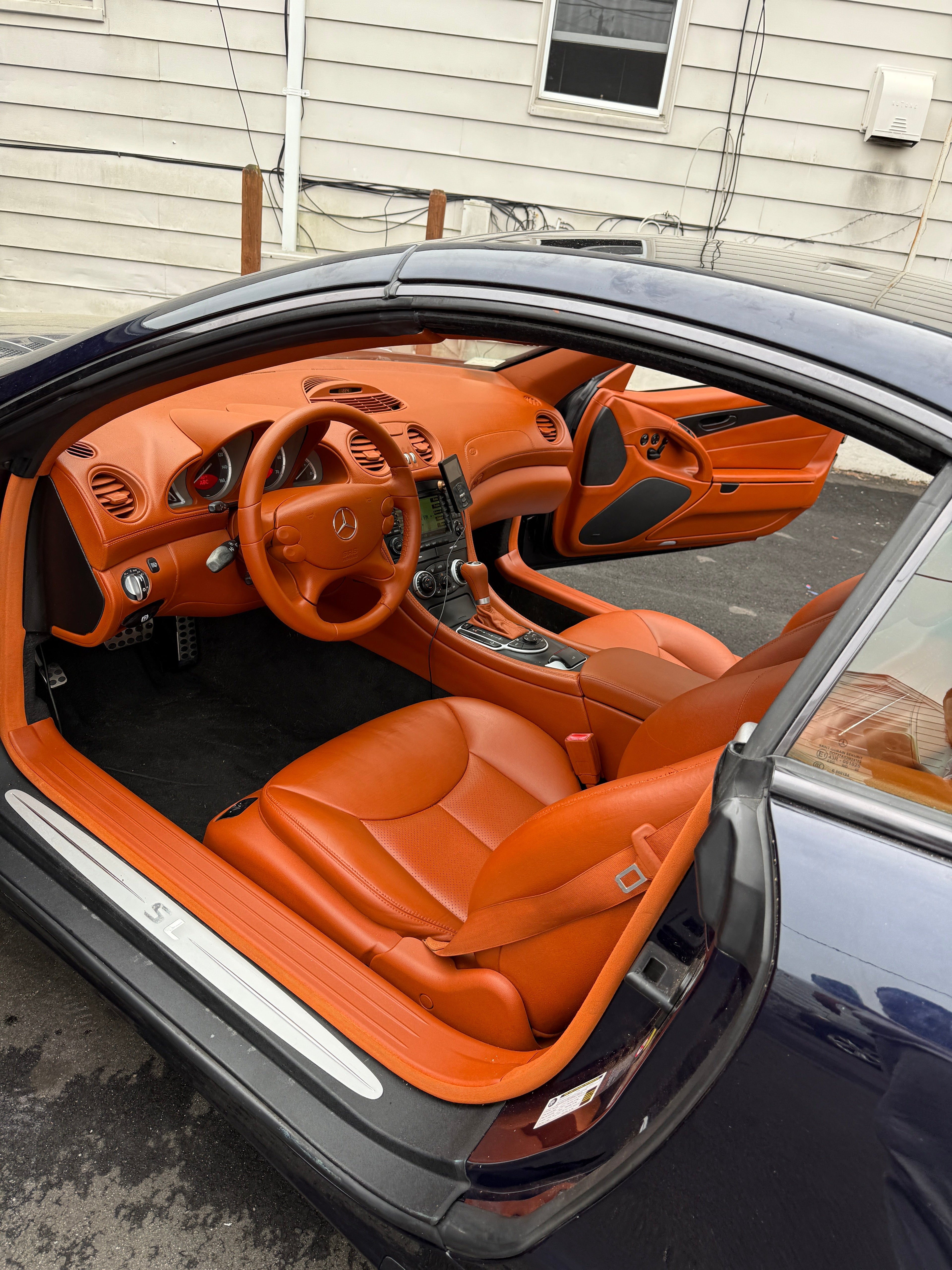 Exotic Leather & Vinyl Dye – Bright Custom Colors